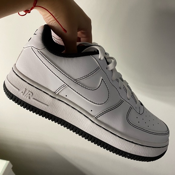 Nike Air Force 1 “black and white contrast stitch” - Picture 2 of 6